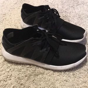 Adidas women’s tubular